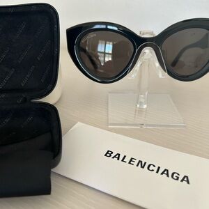 BALENCIAGA SUNGLASSES